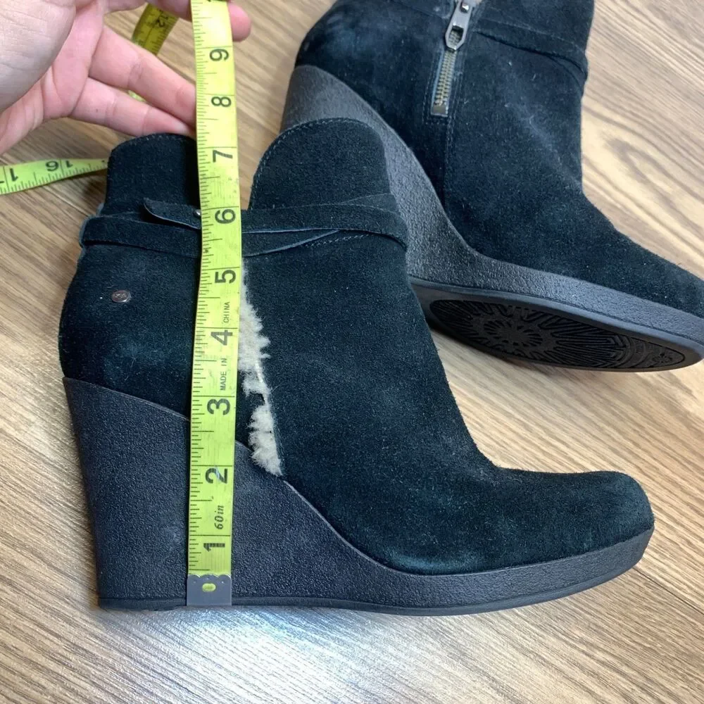 UGG Alexandra Wedge Size‎ 8.5 Black Suede Boot Heel Zipper Shoes Bootie